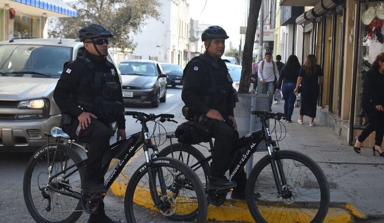 Vigilencia, Acceso, Agrupamiento